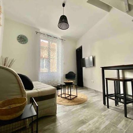 Appartement Centre Ville Сент-Аман-Монрон Экстерьер фото